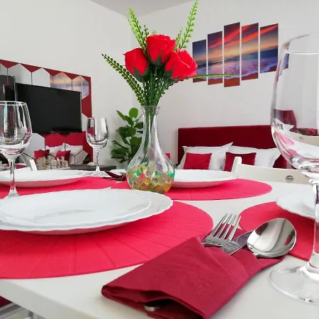 Iani'S House Mamaia Nord Apartament *